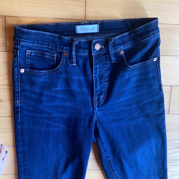 Madewell 9 inch high rise skinny. - Picture 2 of 7